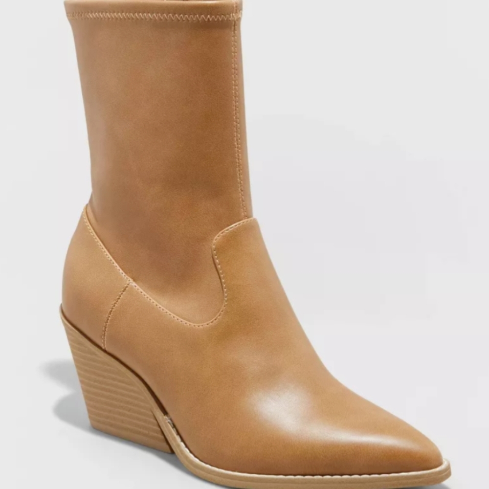 Aubree Ankle Boots from Universal Thread- Tan NWT Size 10